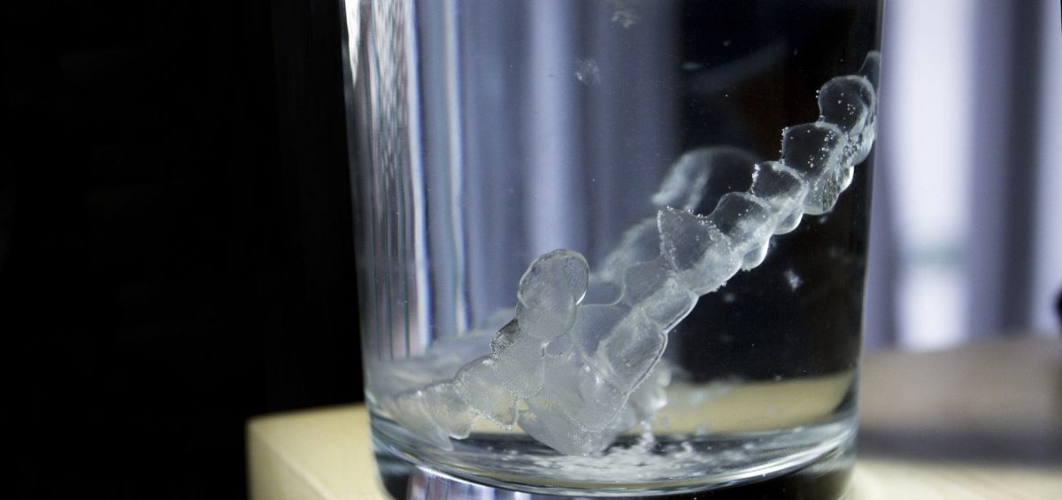 limpiar-invisalign